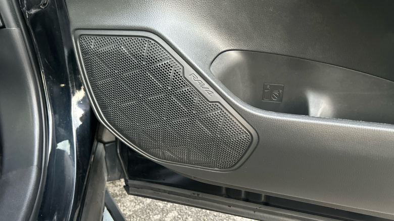 Toyota RAV4 2.5 VVT-i Hybrid Black Edition 5dr CVT Hybrid Estate